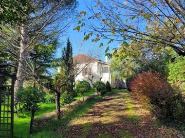 deddc5ff75f363f695b7bc829a984b54b6bf697f92192