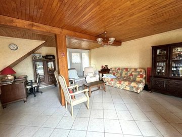 195e4e157a7cbdca2b5af1a7a9d2b562e3edc6bf52144