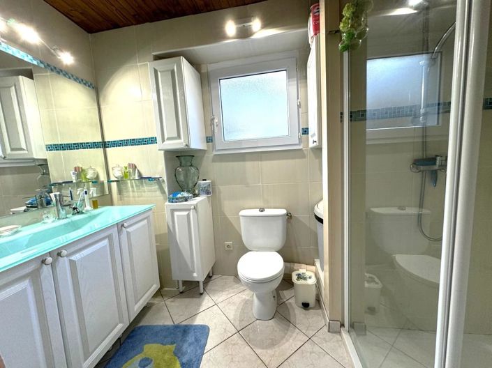 Image No.18-Maison de 5 chambres à vendre à Montcléra