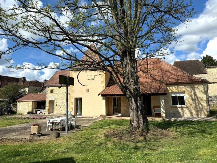 Image No.2-Maison de 5 chambres à vendre à Montcléra