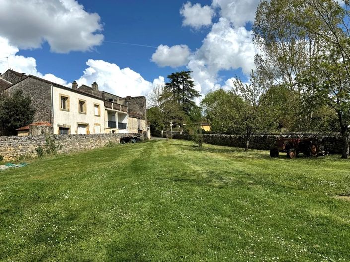 Image No.8-Maison de 5 chambres à vendre à Montcléra