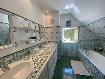 8f804267a1c701ade51d2614cf95b713e8690f150a102