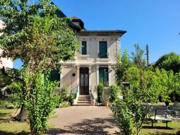 c5a12547f802d3e2aaf1656d859960fbacceaa22b4192