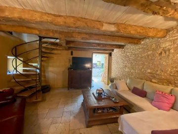 4ce631cefc3c74750e6b25cc24c51b1276d01056b0102