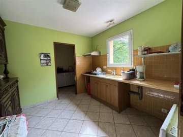 8a0da37752d15eeef4e1cbb4c07743eb6e769dca09144