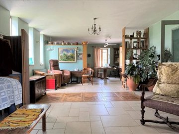 ab94b1eda5a8595ad9278dde83f24bee5d22e23135144