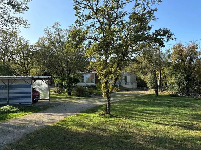 Image No.10-3 Bed House for sale