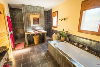 c7f2081cb21334fc1fdd03f89bf7007800df822ceb192