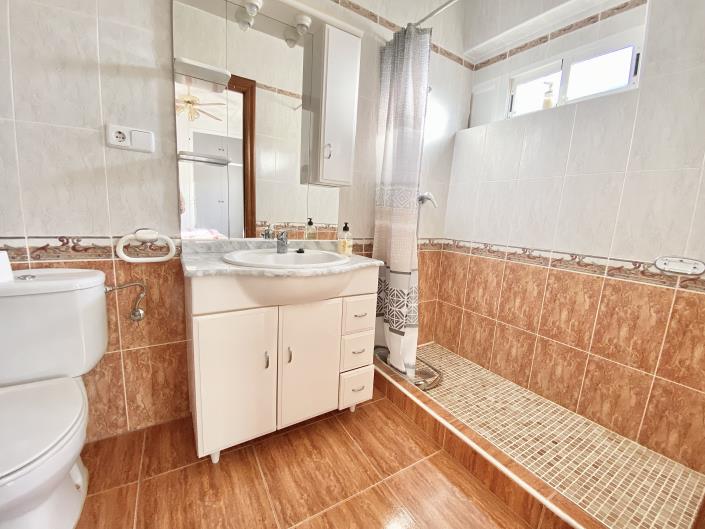 Image No.27-Maison de campagne de 6 chambres à vendre à El Carmoli