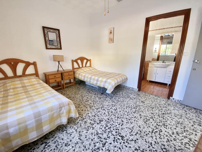 Image No.30-Maison de campagne de 6 chambres à vendre à El Carmoli