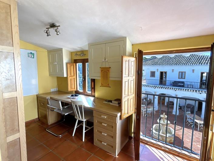 Image No.30-14 Bed Cortijo for sale