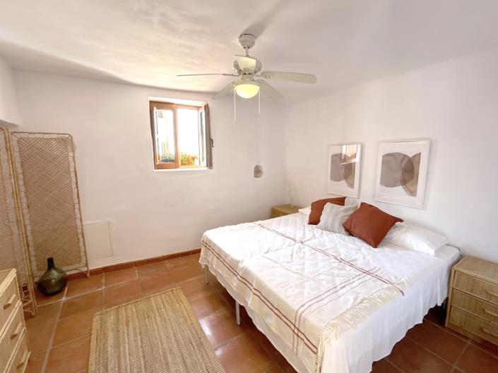 Image No.42-14 Bed Cortijo for sale