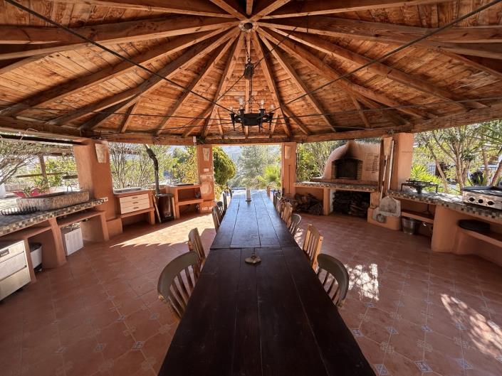 Image No.60-14 Bed Cortijo for sale