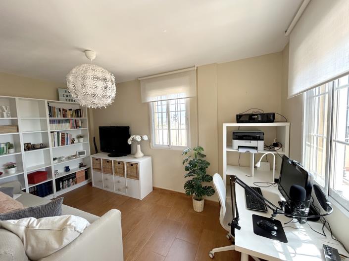 Image No.32-5 Bed House/Villa for sale