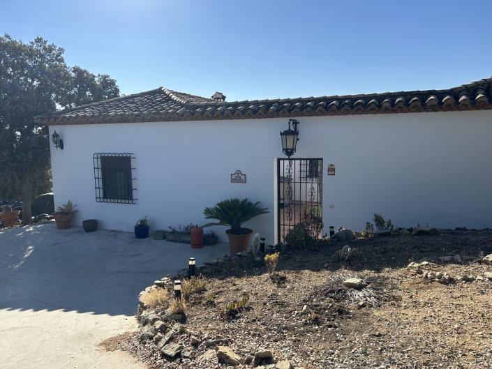 Image No.20-3 Bed Cortijo for sale