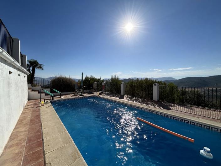 Image No.33-3 Bed Cortijo for sale