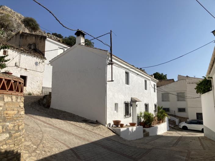 Image No.5-2 Bed Village House for sale