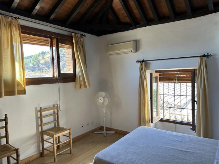 Image No.9-6 Bed Village House for sale