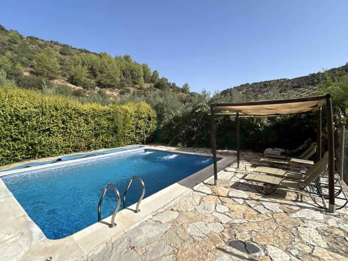 Image No.3-Propriété de pays de 9 chambres à vendre à Montefrío