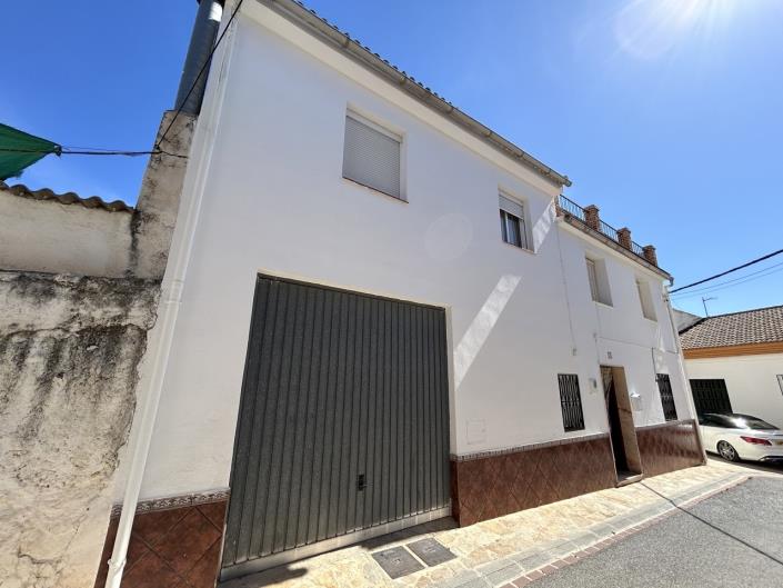 Image No.12-Maison de village de 7 chambres à vendre à Moclin