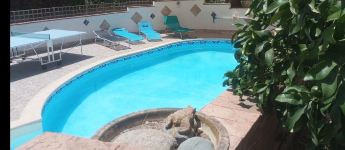 Image No.6-5 Bed Villa / Detached for sale