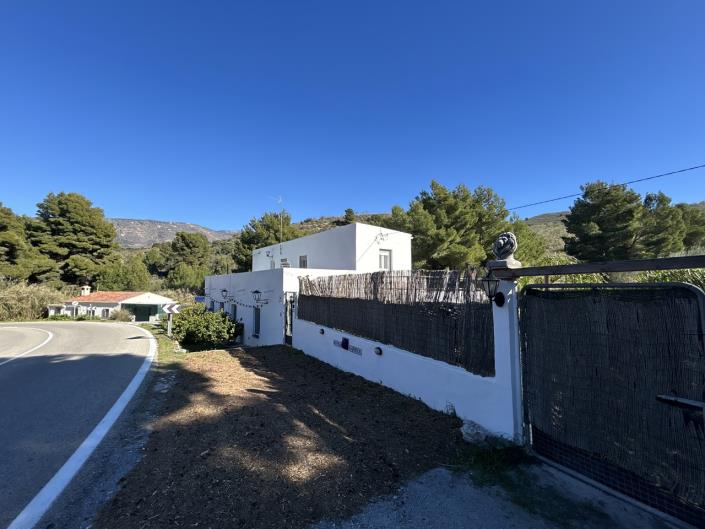 Image No.26-5 Bed Villa / Detached for sale