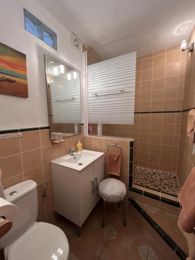 Image No.42-5 Bed Villa / Detached for sale