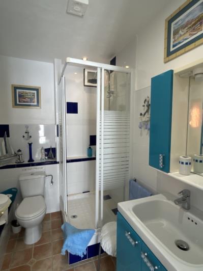 Image No.50-5 Bed Villa / Detached for sale