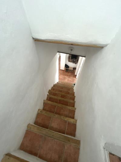 Image No.21-5 Bed Townhouse for sale