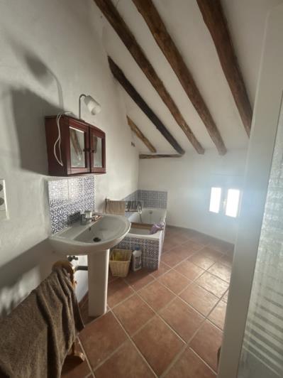 Image No.24-5 Bed Townhouse for sale