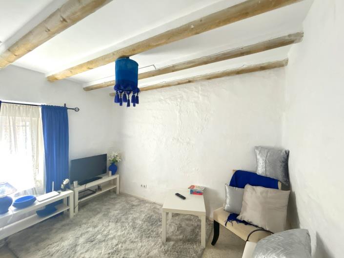 Image No.34-2 Bed Townhouse for sale