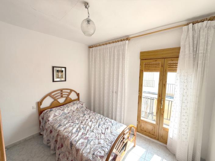 Image No.20-4 Bed Village House for sale