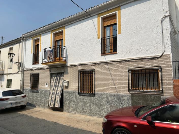 Image No.36-4 Bed Village House for sale