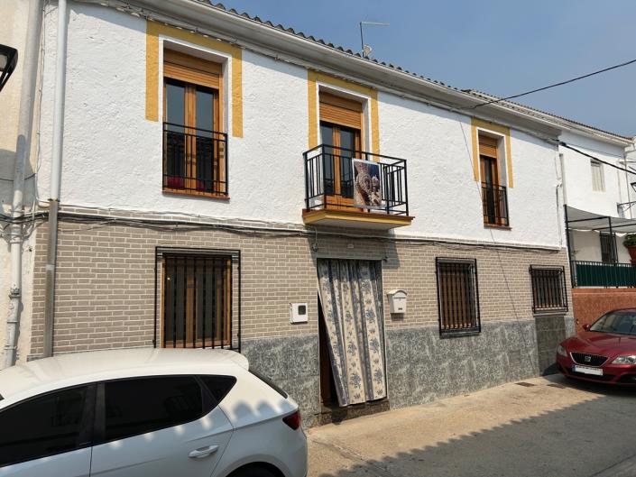 Image No.37-4 Bed Village House for sale