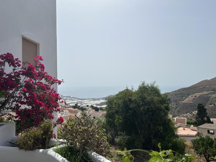 Image No.28-5 Bed Villa / Detached for sale