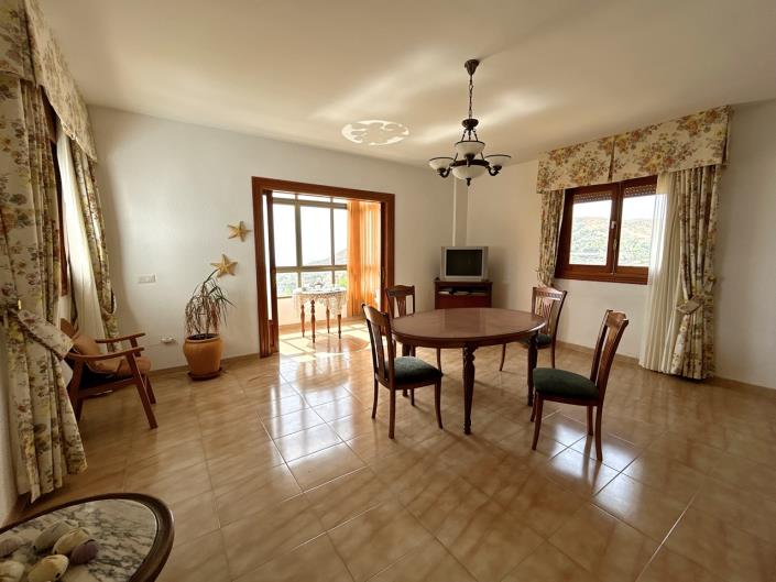 Image No.8-5 Bed Villa / Detached for sale