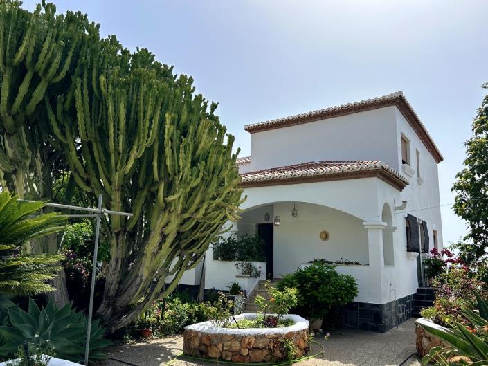 Image No.51-5 Bed Villa / Detached for sale