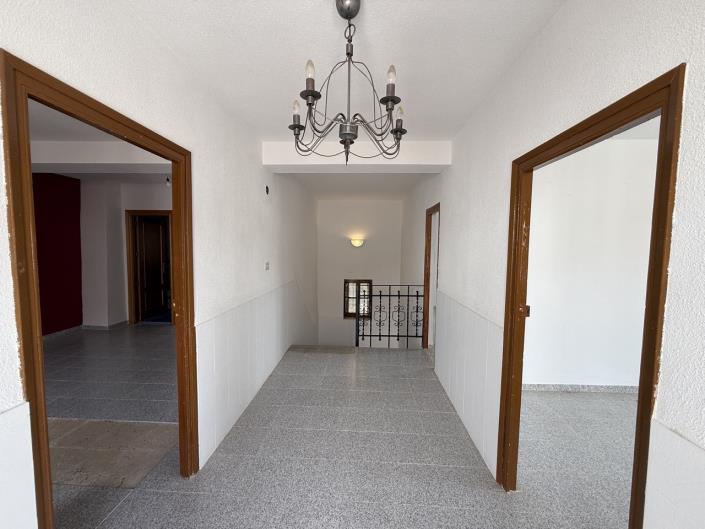 Image No.8-3 Bed Village House for sale