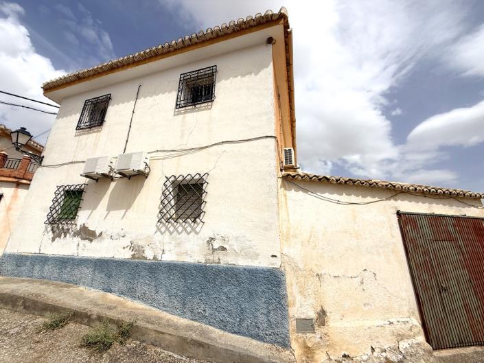 Image No.16-3 Bed Village House for sale