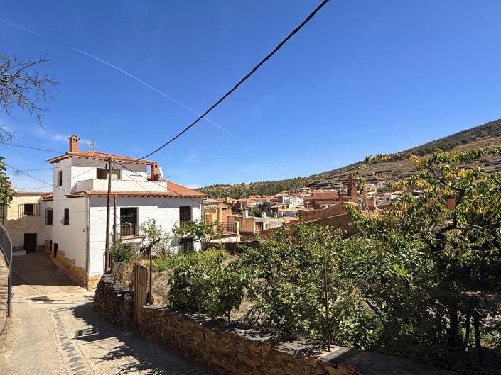 Image No.3-Maison de village de 4 chambres à vendre à Lacalahorra