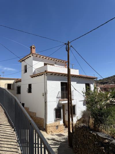 Image No.22-Maison de village de 4 chambres à vendre à Lacalahorra