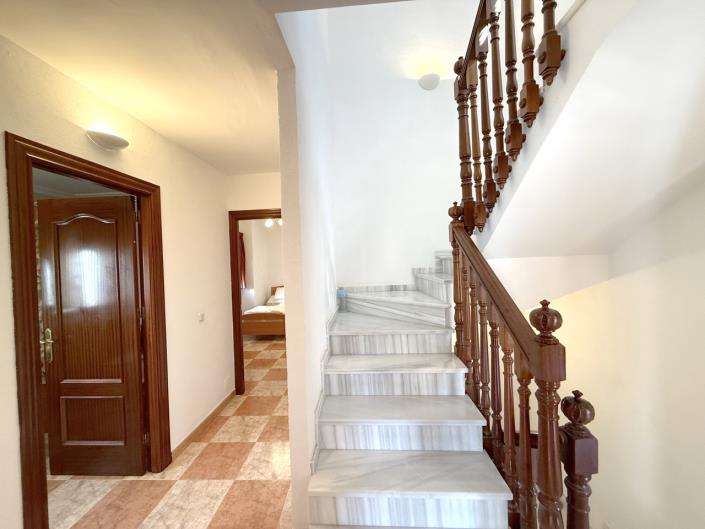 Image No.23-Maison de village de 4 chambres à vendre à Lacalahorra