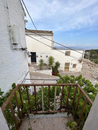 Image No.13-3 Bed Village House for sale