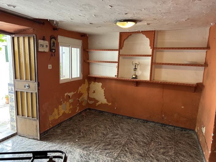 Image No.18-3 Bed Village House for sale