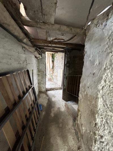 Image No.32-3 Bed Village House for sale