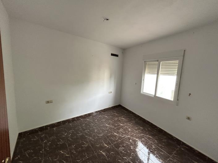 Image No.22-Maison de village de 4 chambres à vendre à Grenade