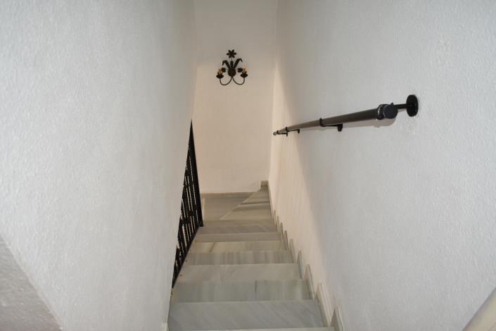 Image No.13-3 Bed Semi-Detached for sale