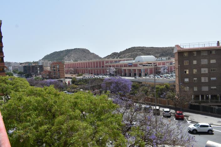 Image No.9-3 Bed Apartment for sale