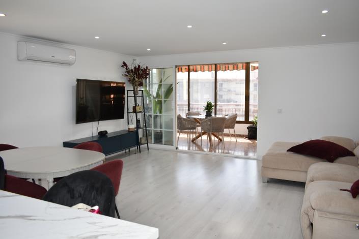 Image No.3-3 Bed Apartment for sale