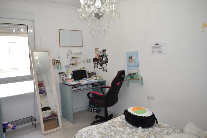 Image No.12-3 Bed Apartment for sale